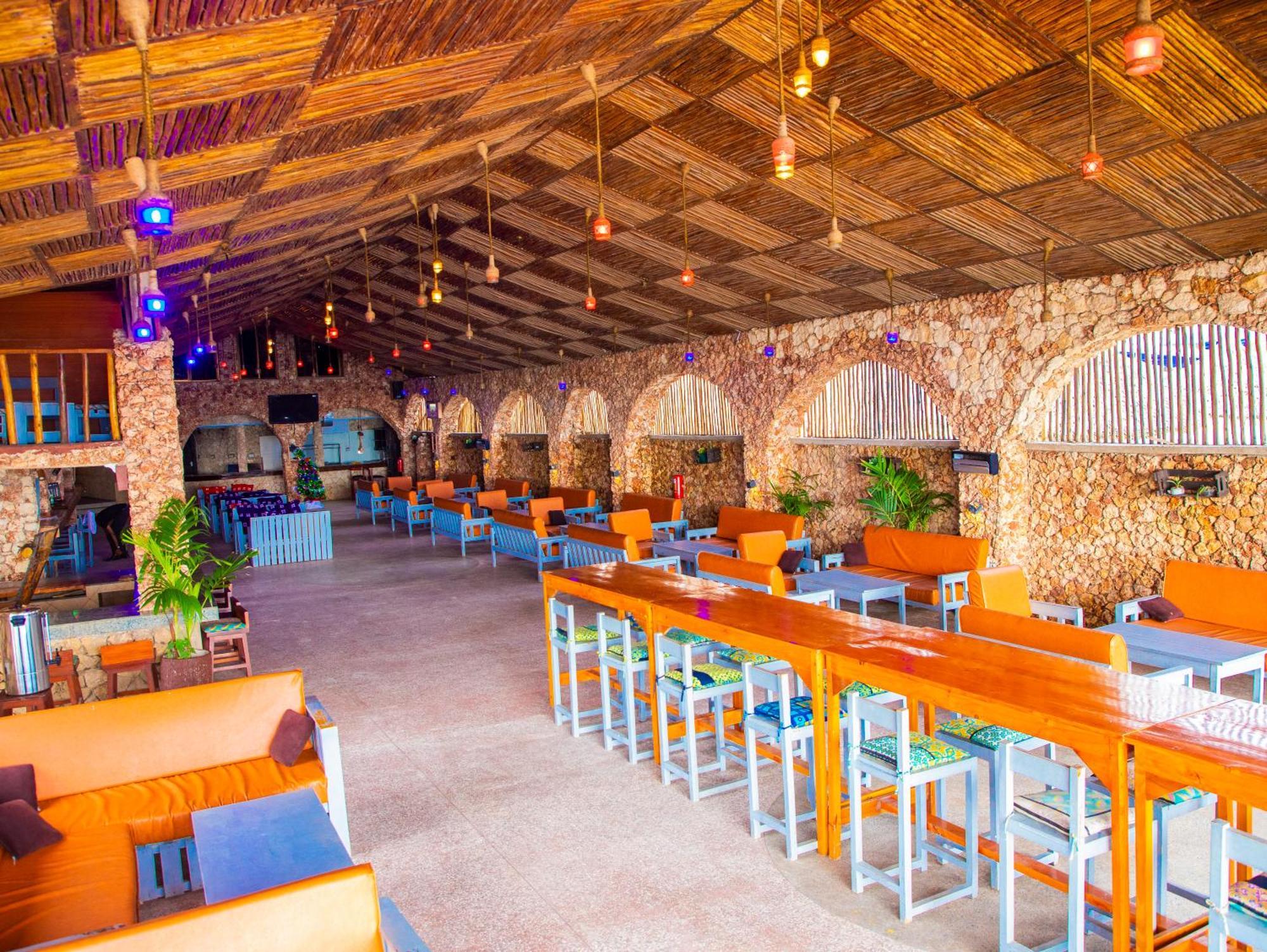 Serene Beach Resort Dar es Salaam Ngoại thất bức ảnh