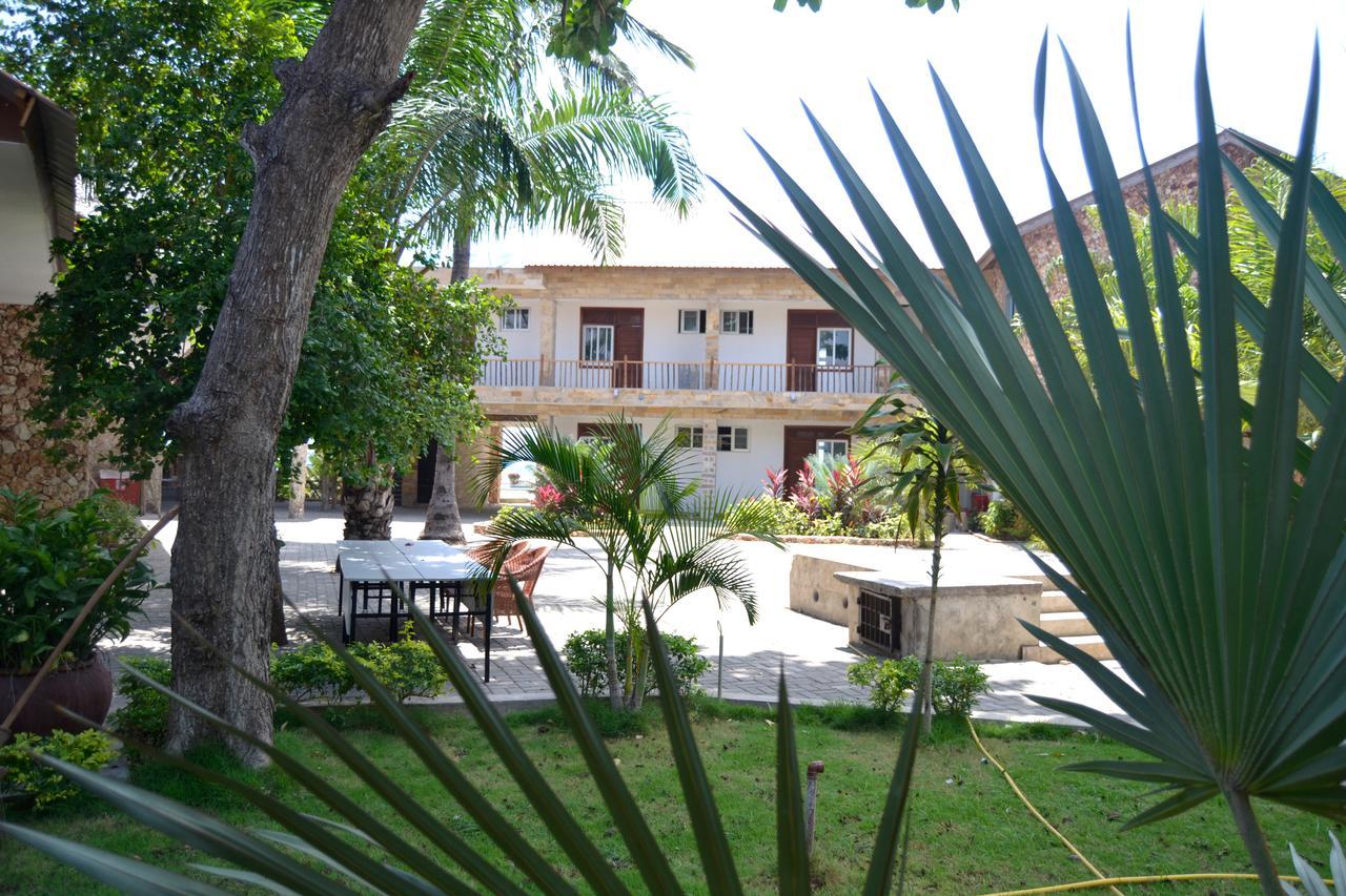 Serene Beach Resort Dar es Salaam Ngoại thất bức ảnh